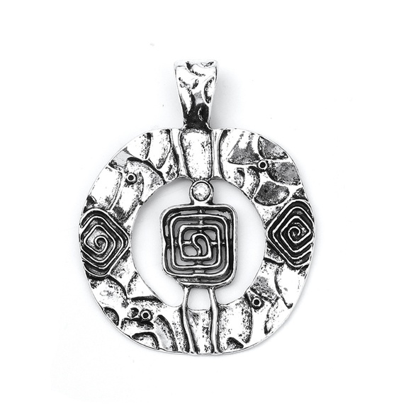 Round Boho Chic Pendant Antique Silver Rhombus - Picture 2 of 7